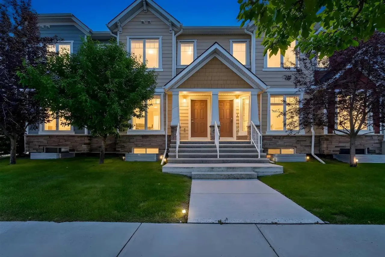 102, 2400 Ravenswood View SE
