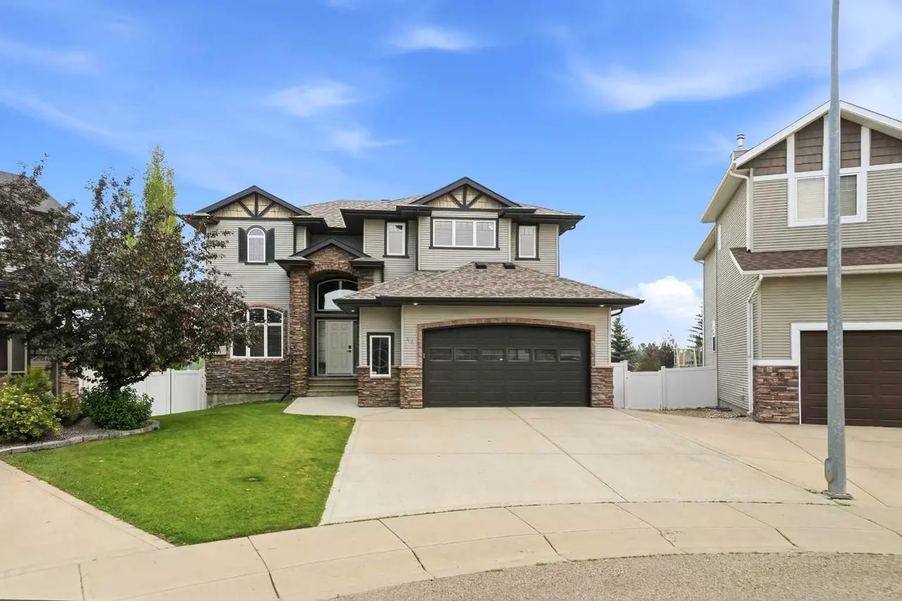 48 Innes Close 