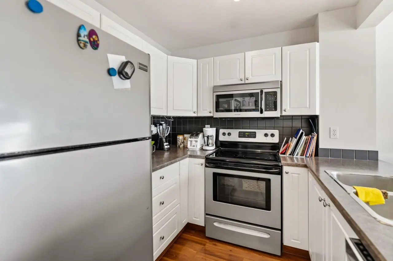 24, 6300 Orr Drive 