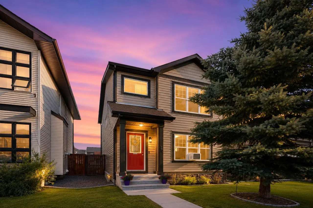 70 Walden Manor SE