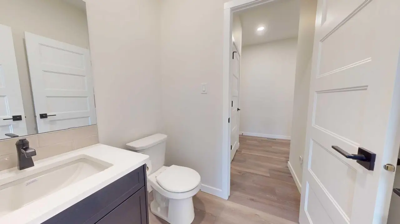253 Rivergrove Chase W