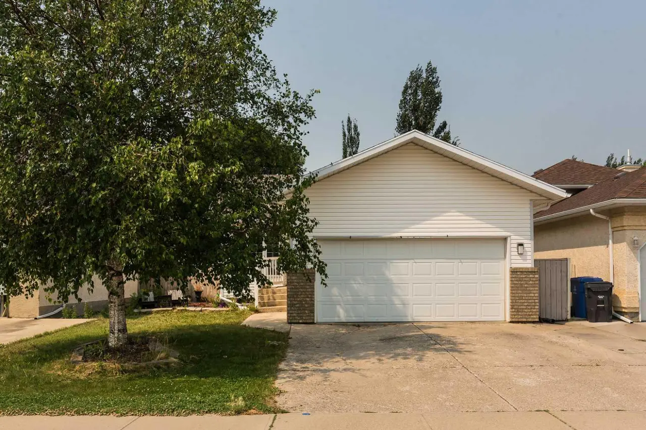 14 Heritage Road W