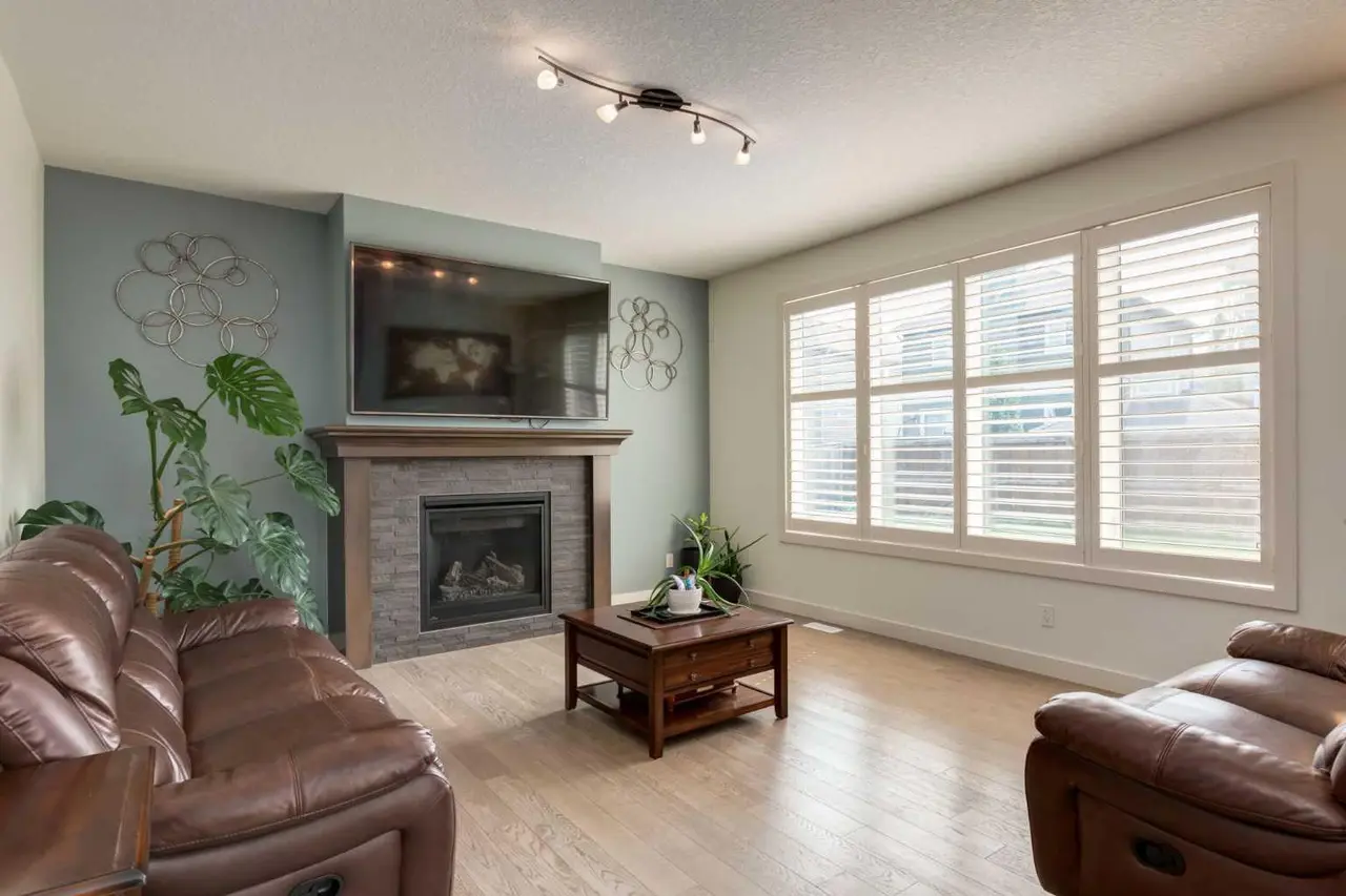 439 Canals Boulevard SW