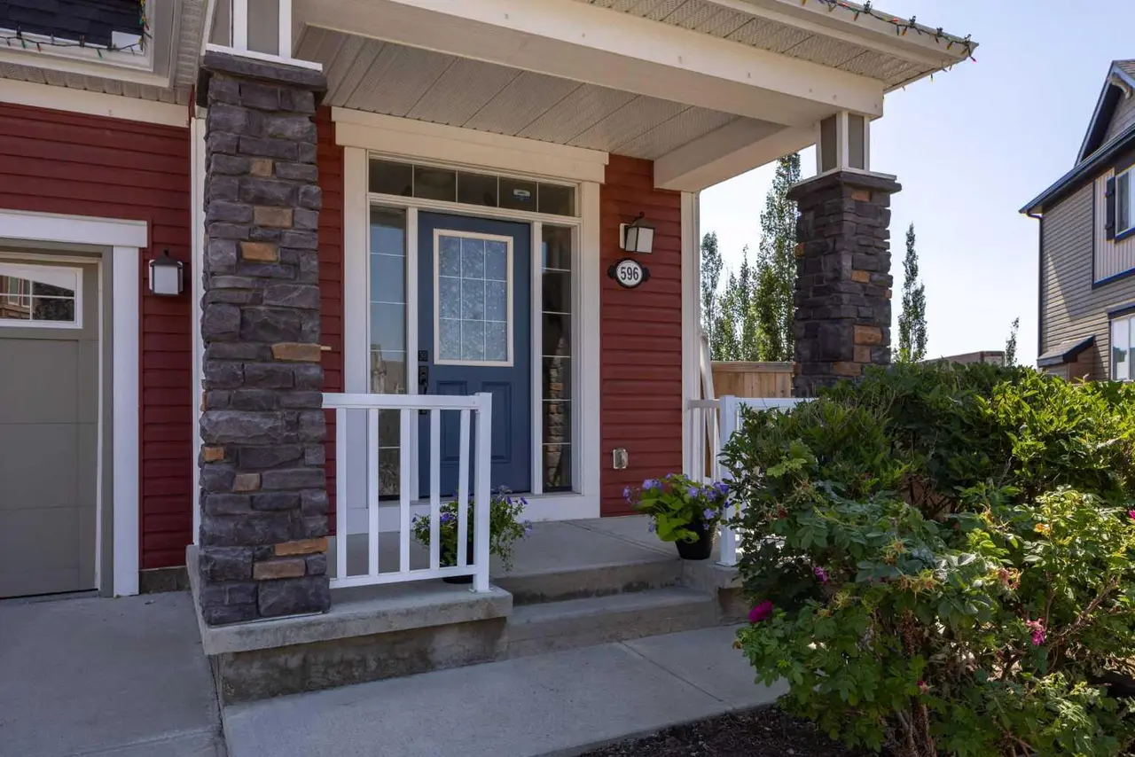 596 Windbrook Heights 