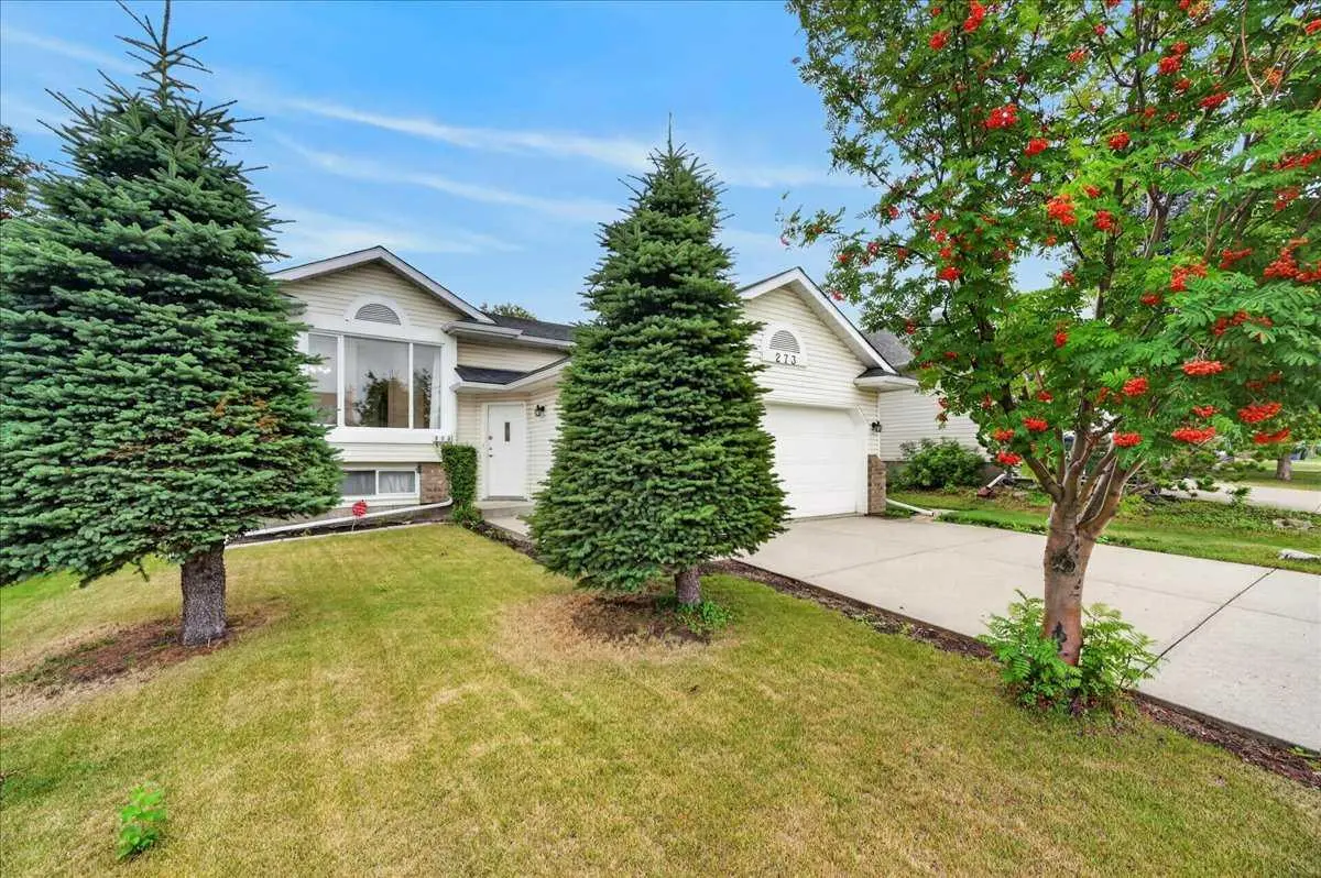 273 Sandarac Drive NW
