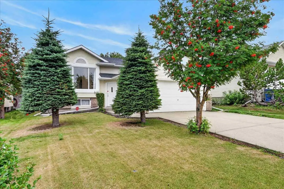 273 Sandarac Drive NW