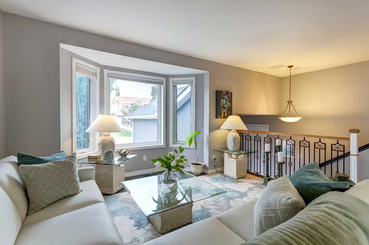 158 Somerset Close SW