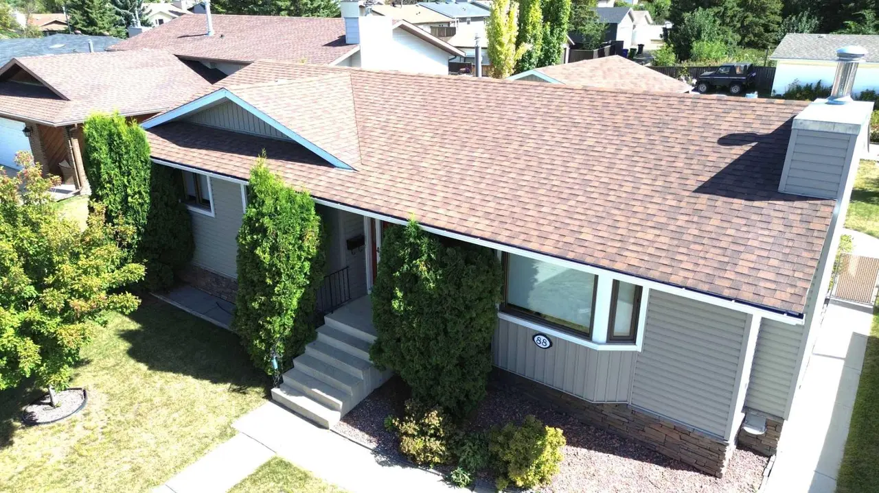 88 McCullough  Cresent  