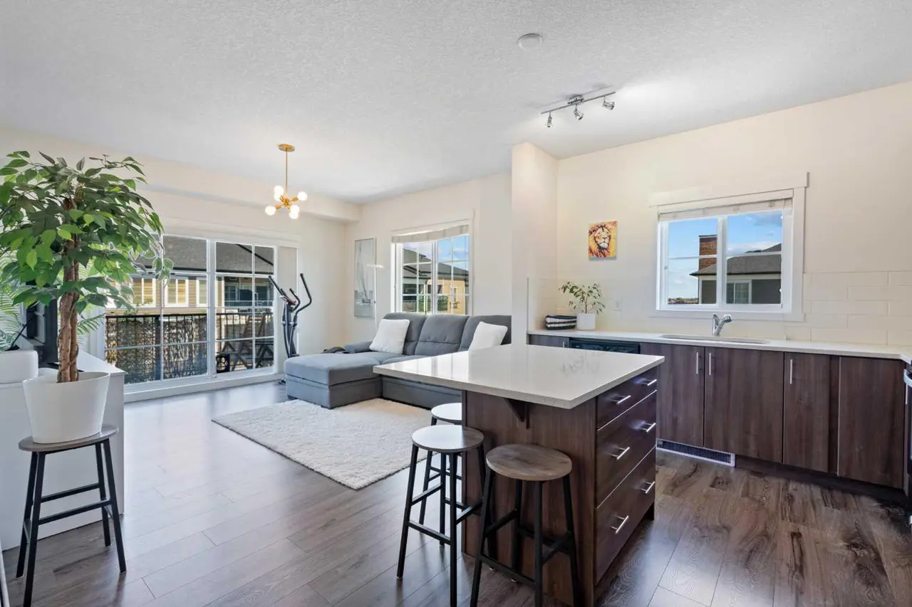 3417, 215 Legacy Boulevard SE
