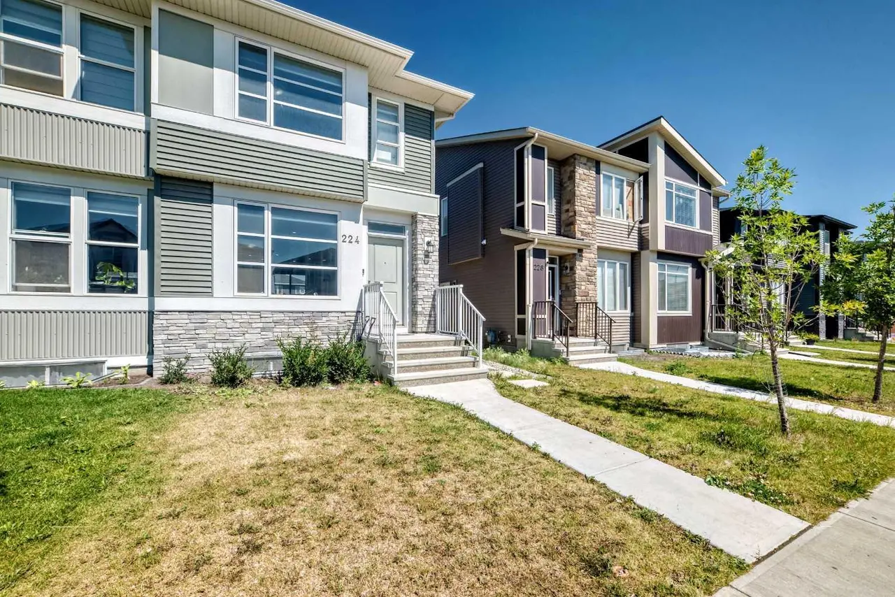 224 CORNER MEADOWS Way 