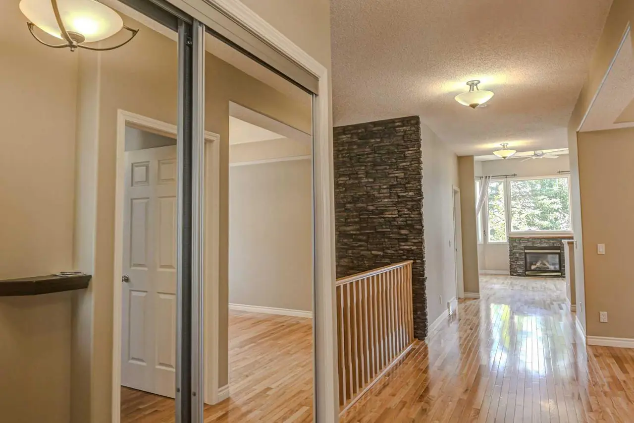 12 Straddock Villas SW