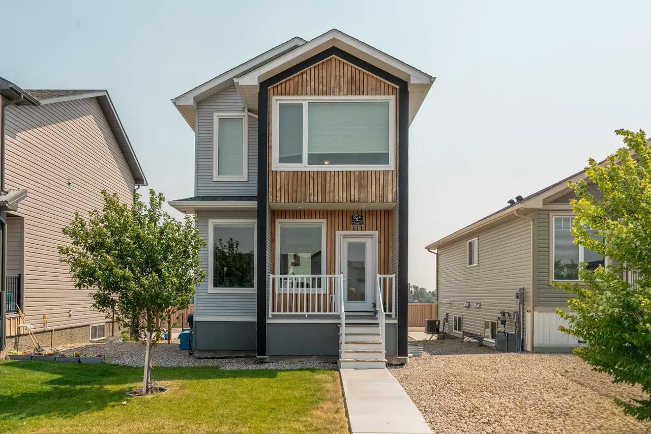 824 Coalbrook Close W