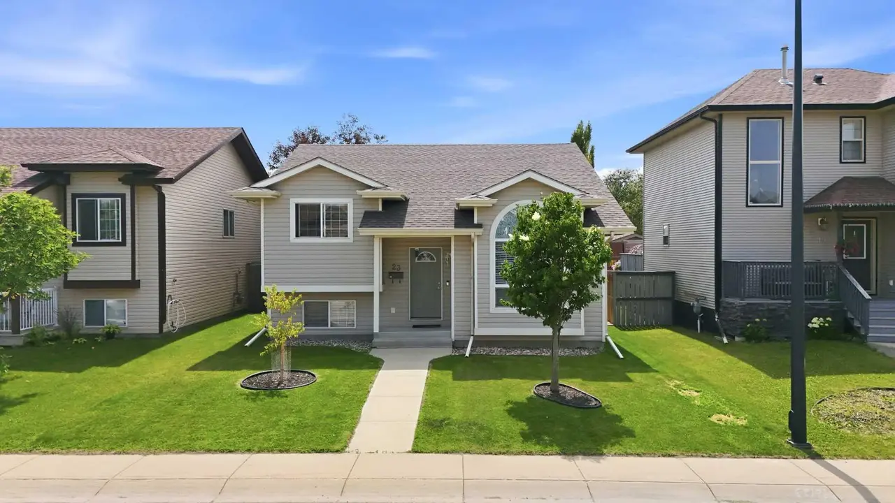 23 Dubois Crescent 