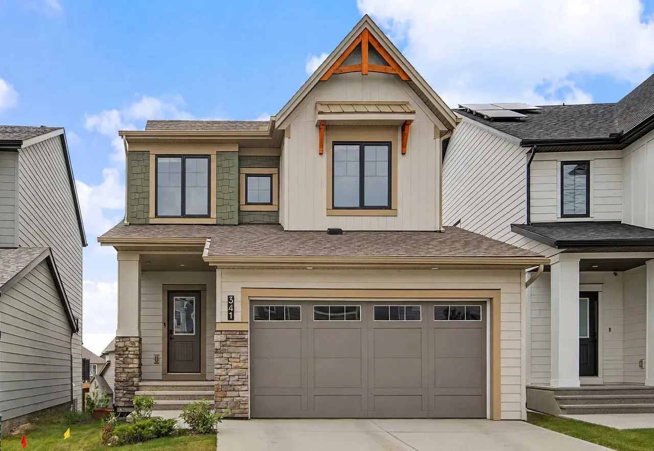 341 Baneberry Way SW