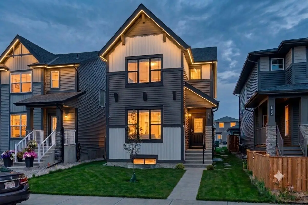 856 Midtown Drive SW