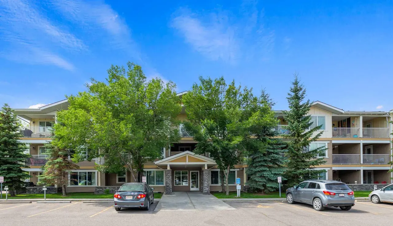 1213, 4 Kingsland Close SE