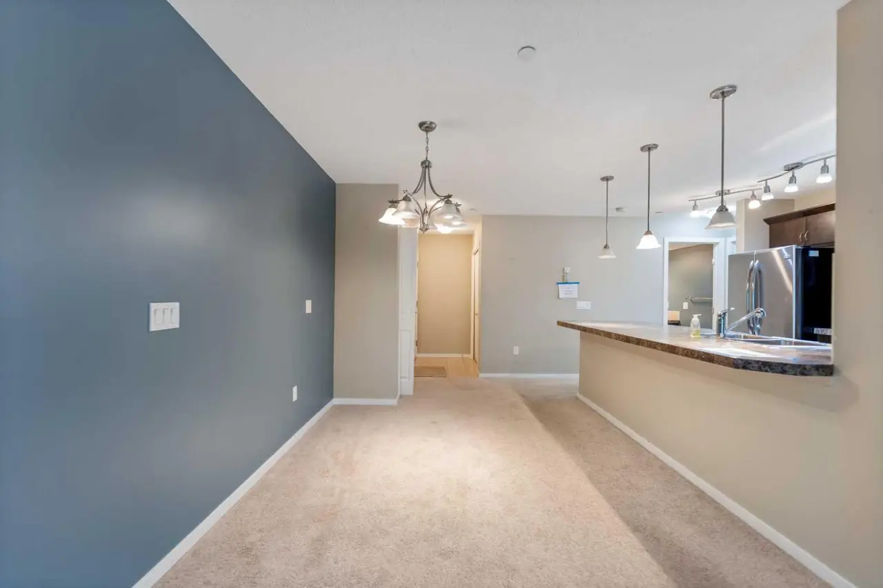 1213, 4 Kingsland Close SE
