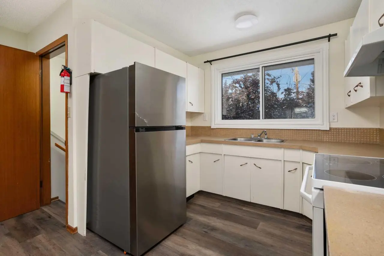 36 Grandview Crescent 