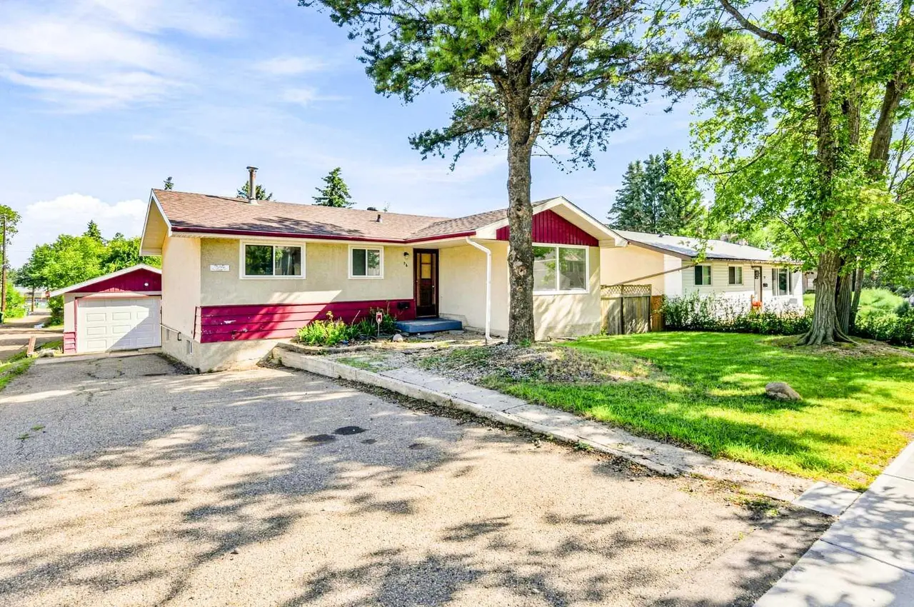 36 Grandview Crescent 