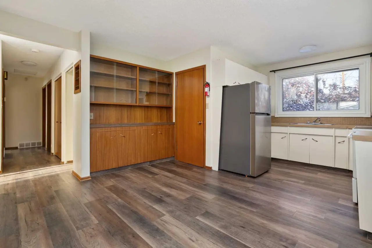 36 Grandview Crescent 