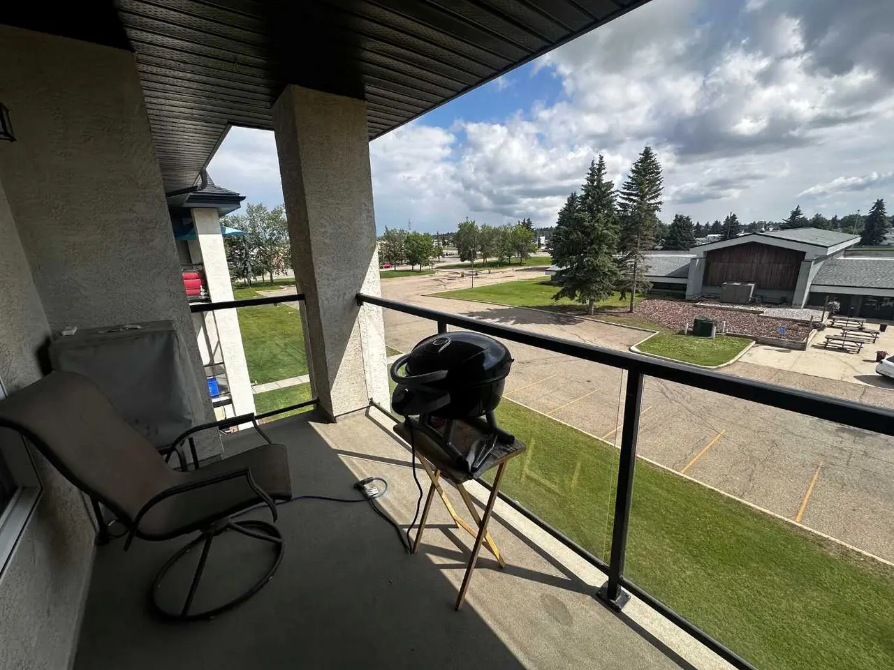 304A, 80 Kelloway Crescent 