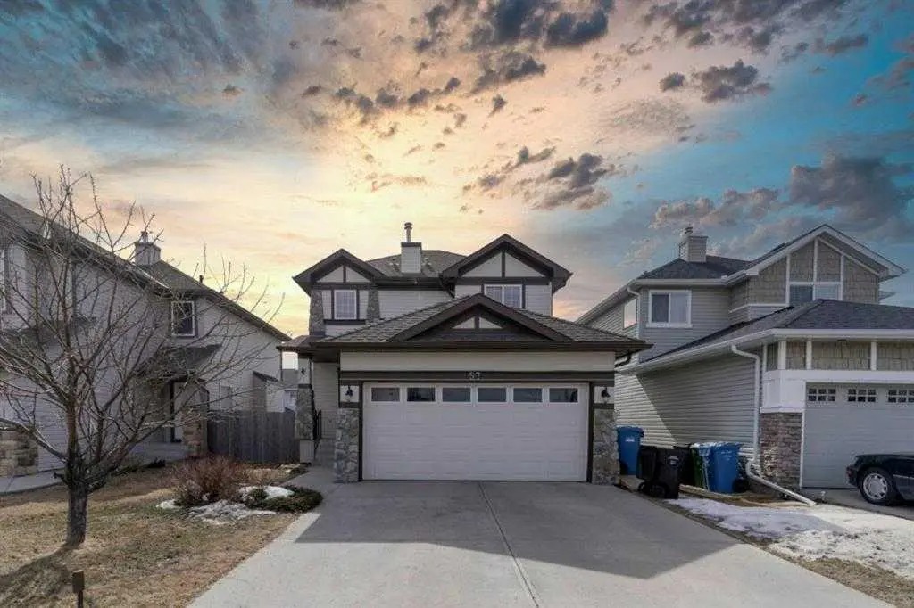 57 Royal Birch Crescent NW