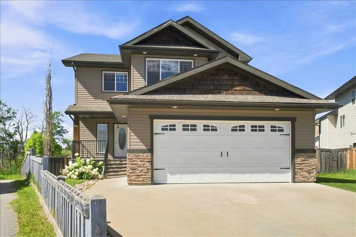 9335 Lakeshore Court  