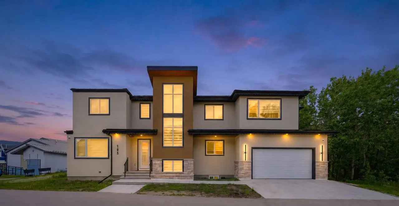 105 Rockhaven Green NW