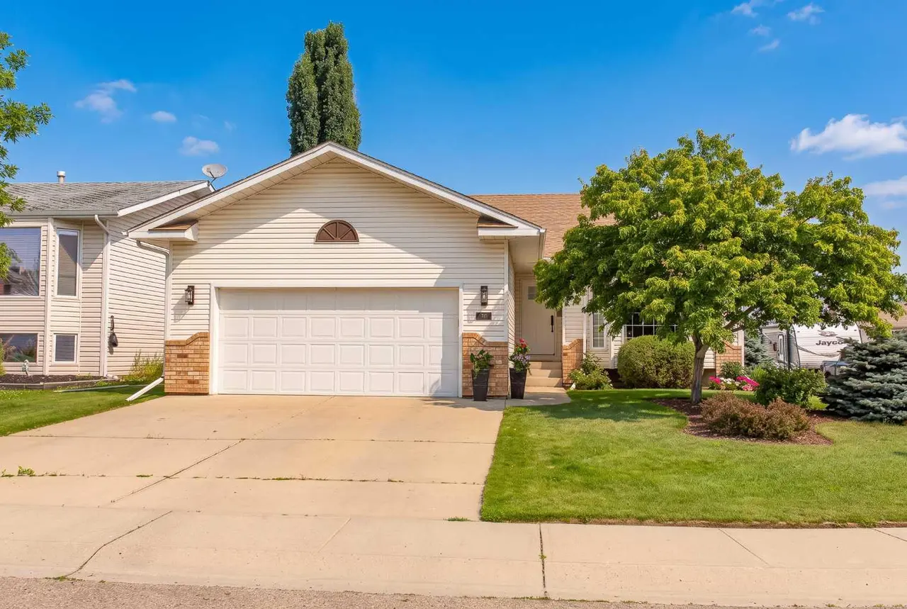 70 Densmore Crescent 