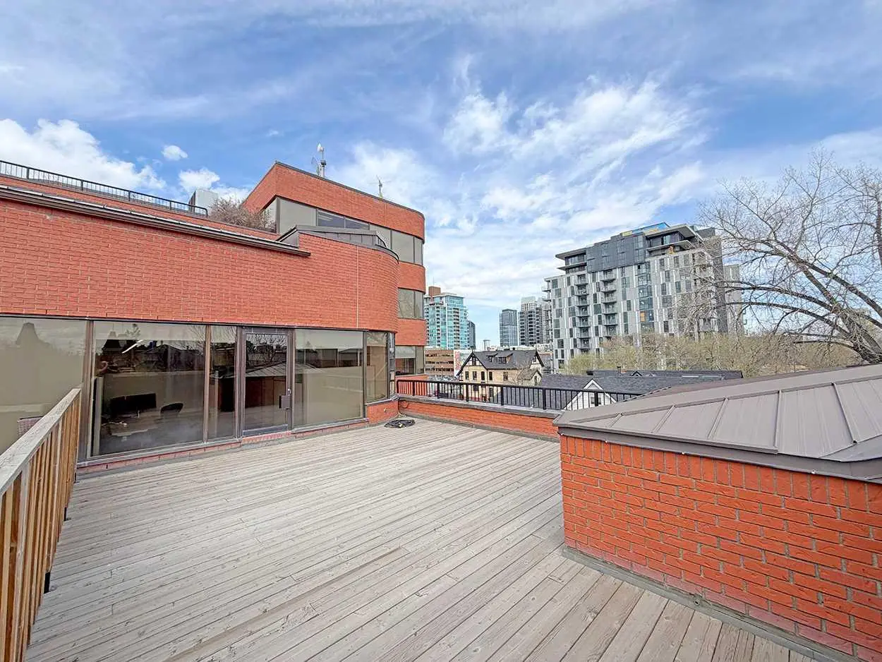 402, 255 17 Avenue SW