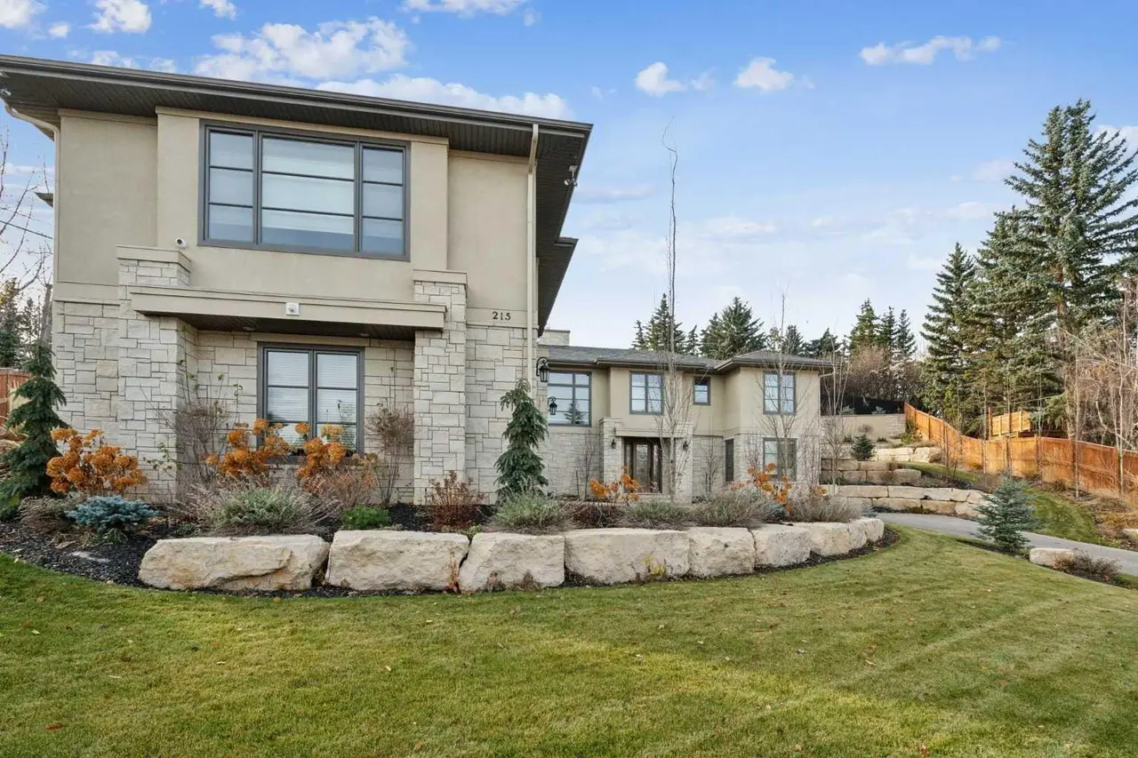 215 Patton Court SW