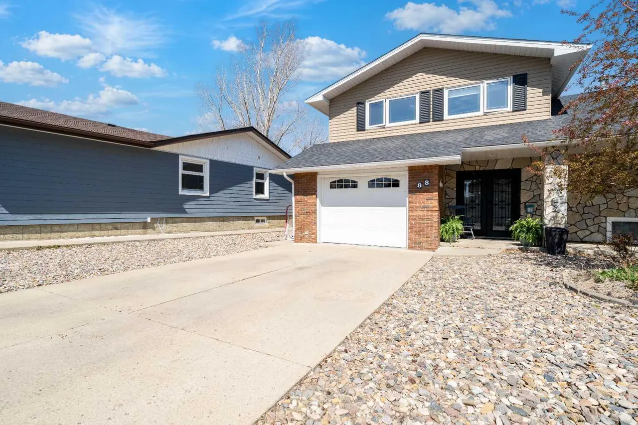 88 Cypress Way SE