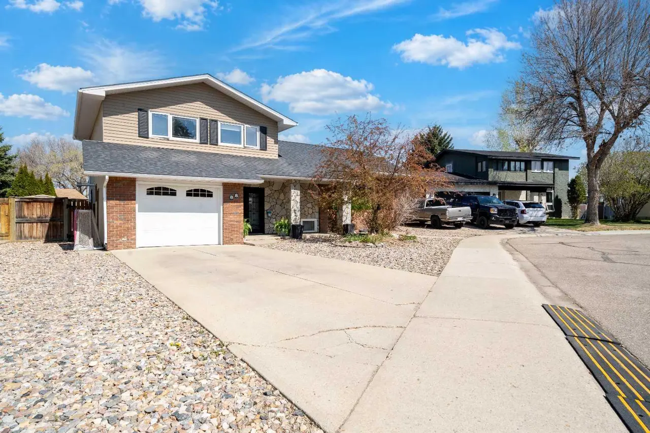88 Cypress Way SE