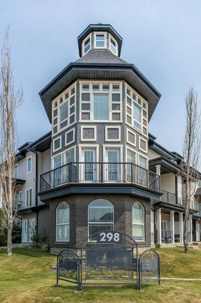 28, 298 Somerset Way SE