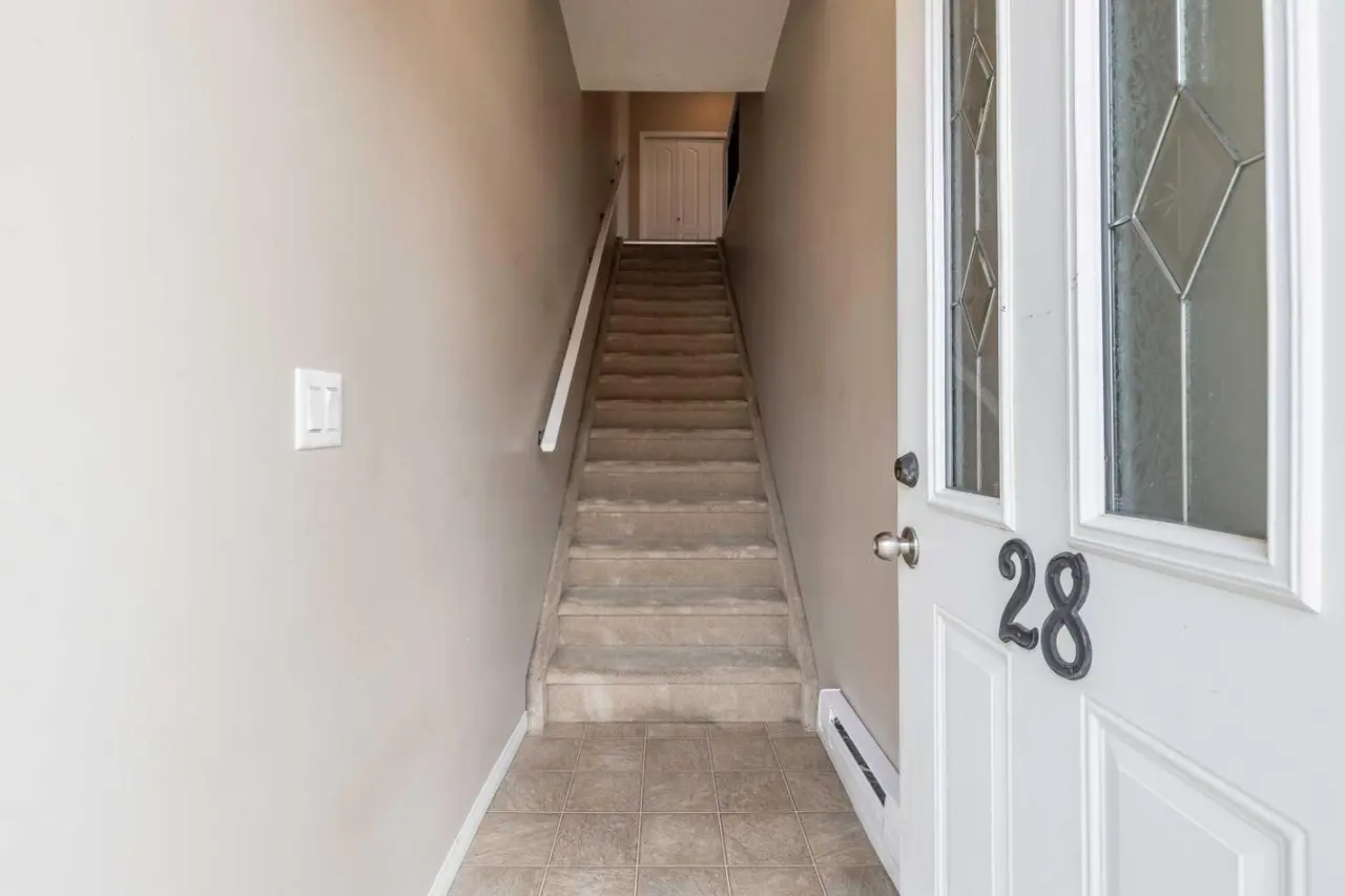 28, 298 Somerset Way SE