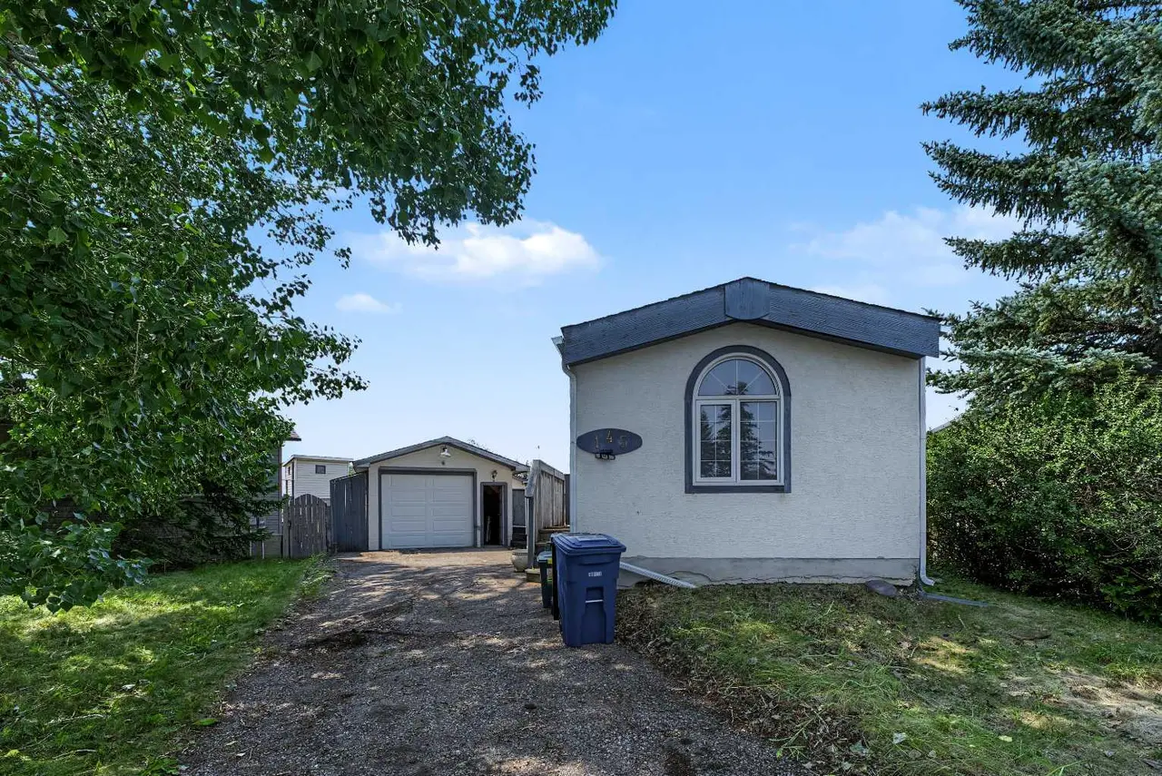 145 Spring Haven Mews SE