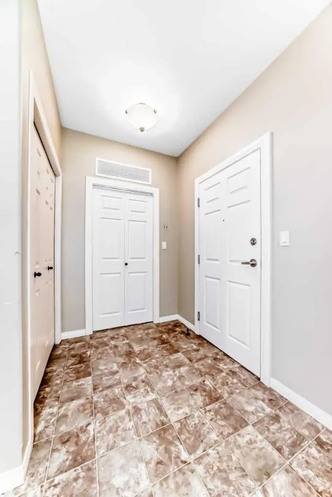 206, 69 Ironstone Drive 