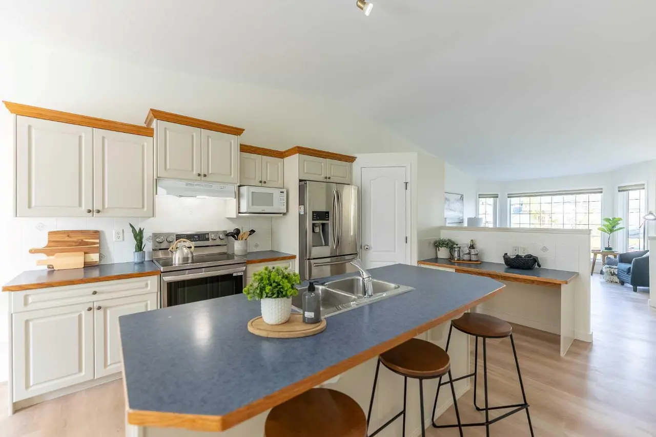 73 Ogilvie Close 