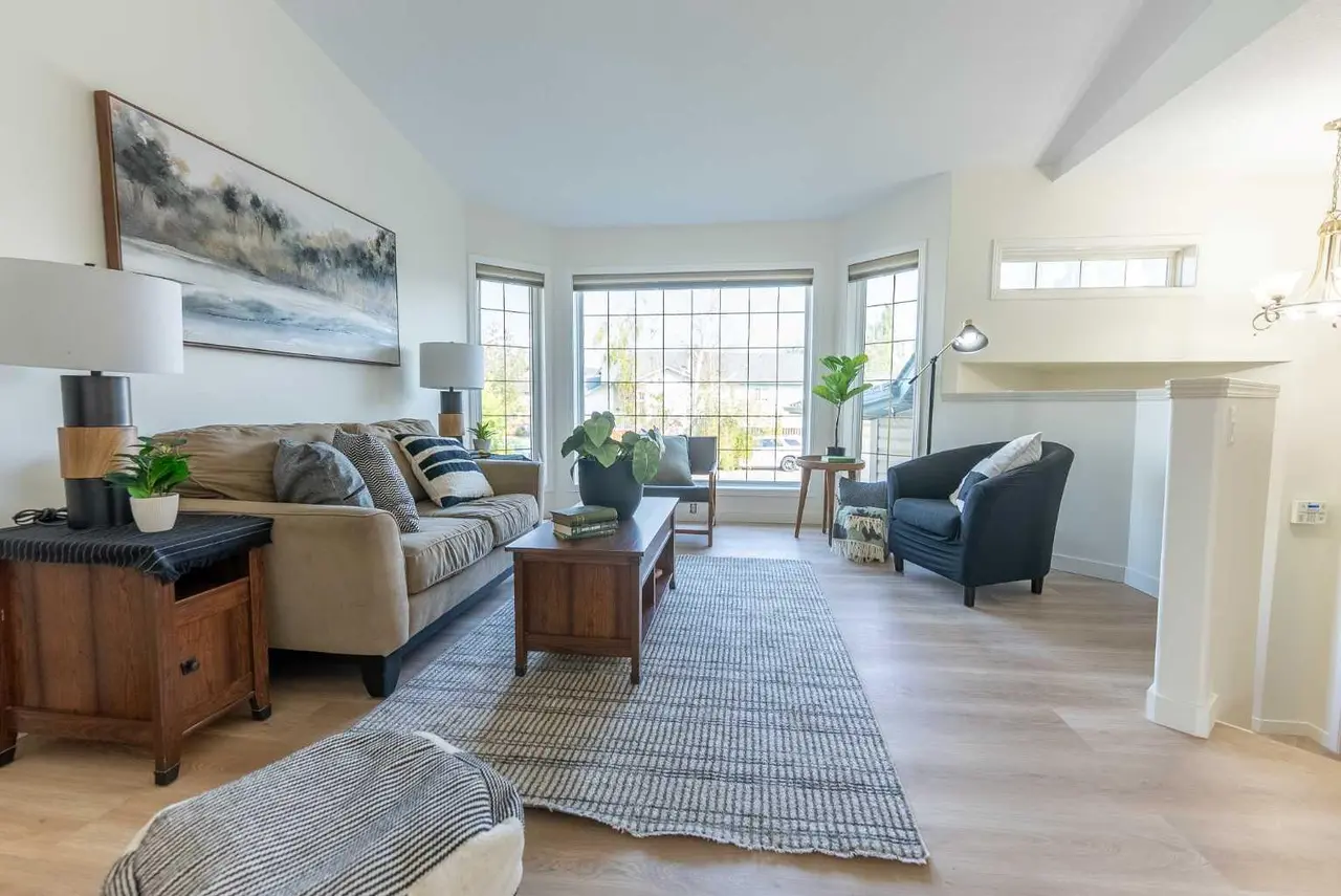 73 Ogilvie Close 