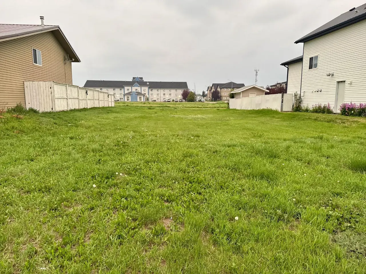 132 Upland Avenue W