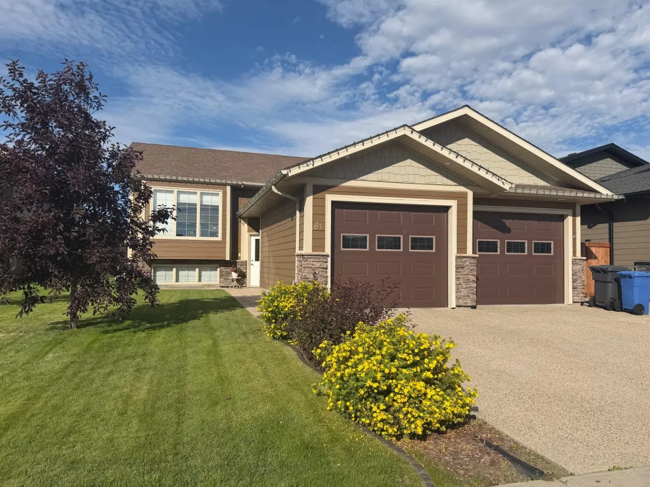 61, 2715 73 Avenue 