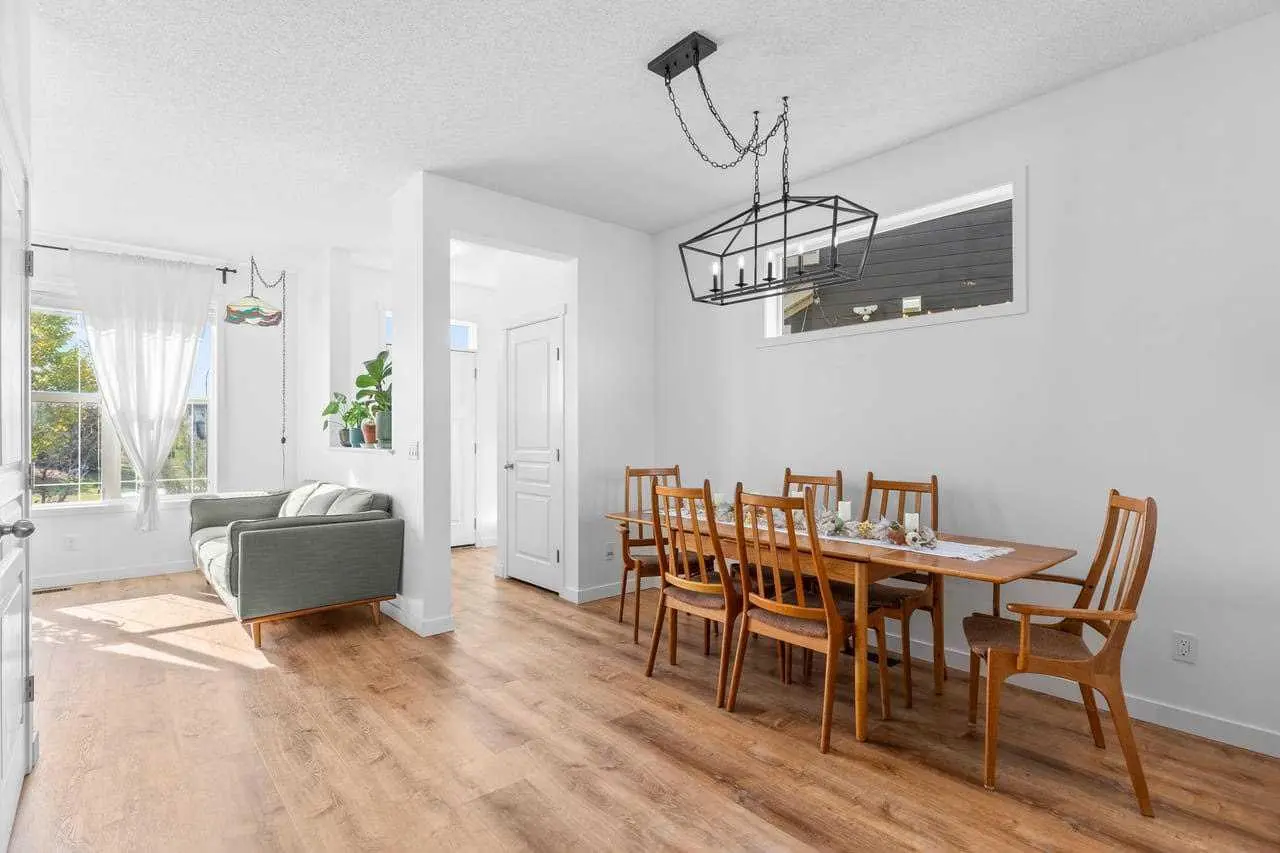 43 Masters Square SE