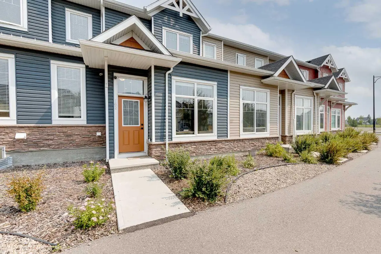 162 Chinook Gate Boulevard SW