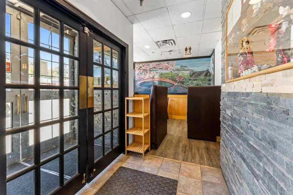 4014 Macleod Trail S
