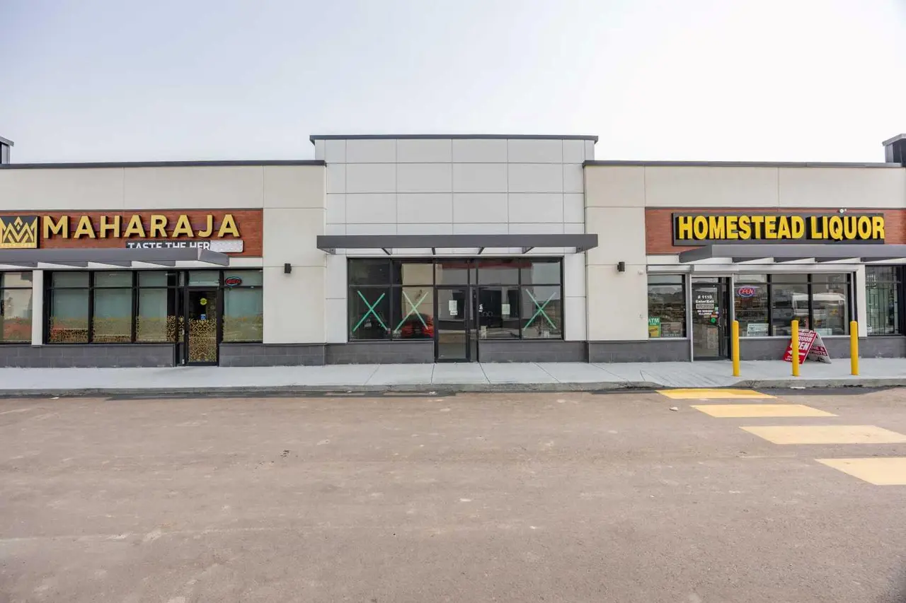 1125, 64 Homestead Gate NE