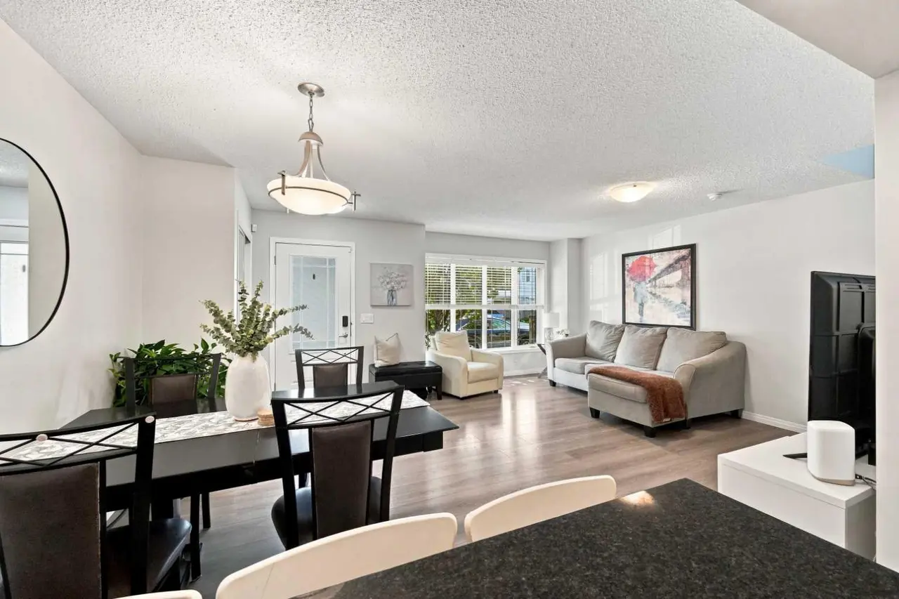 14 Windford Crescent SW