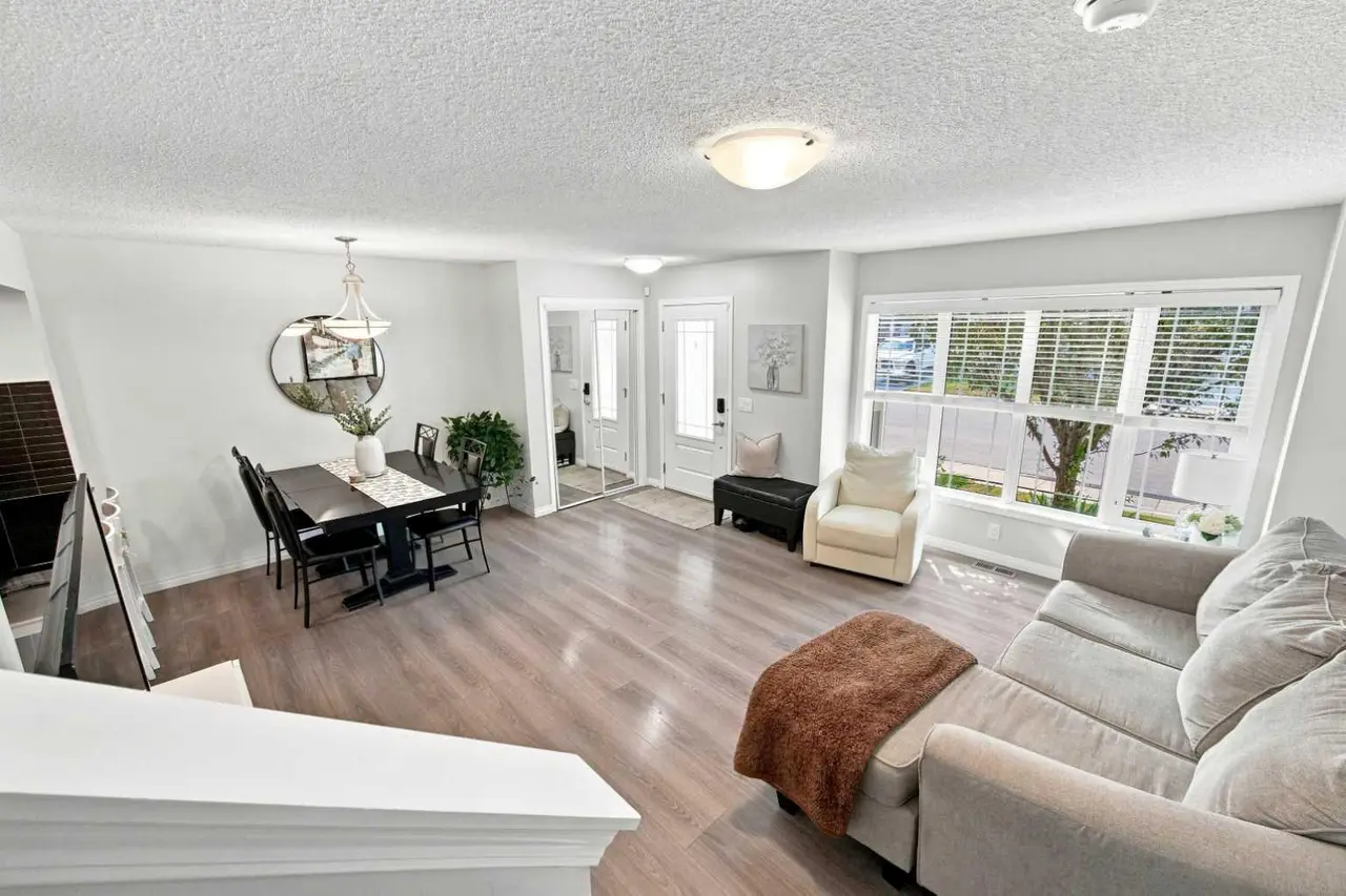 14 Windford Crescent SW