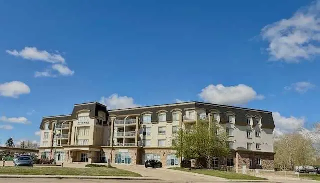 406, 4425 HERITAGE Way 