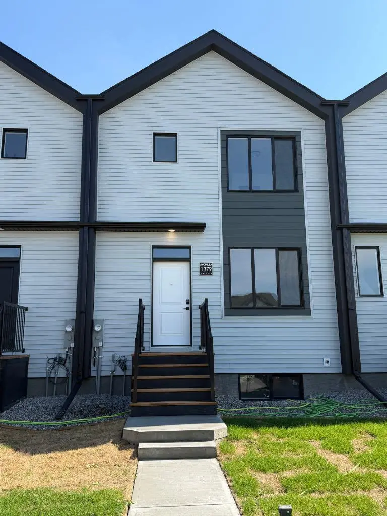 1373 Abitibi Road W