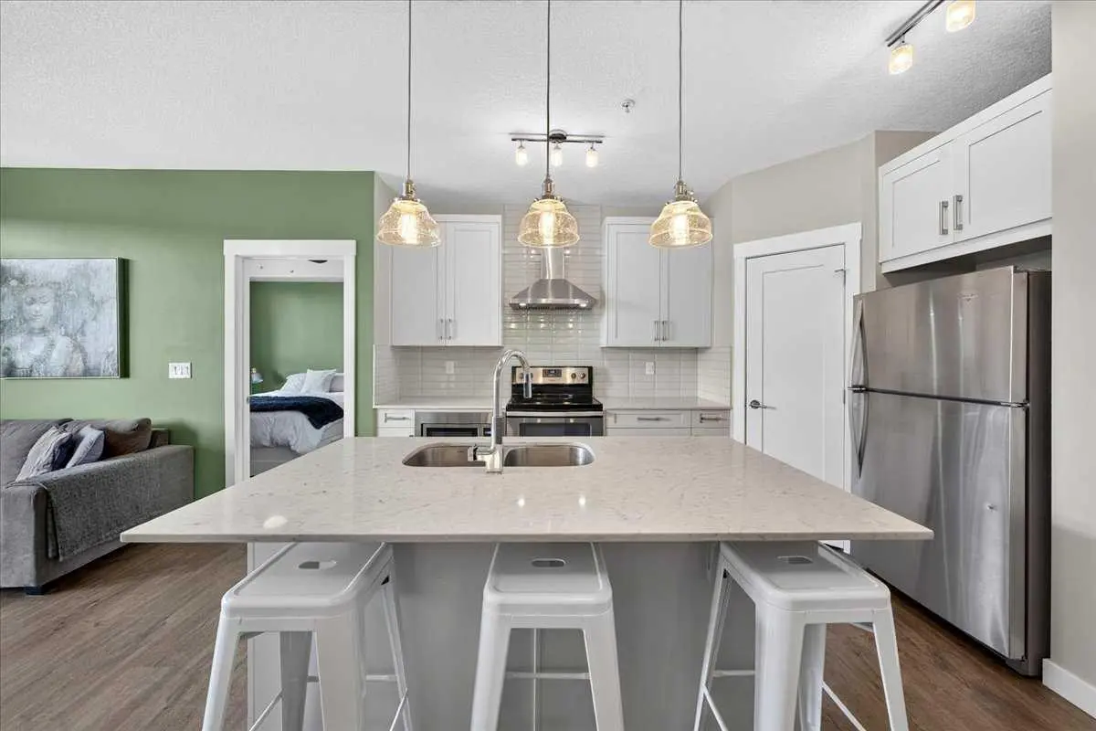 310, 10 Walgrove Walk SE